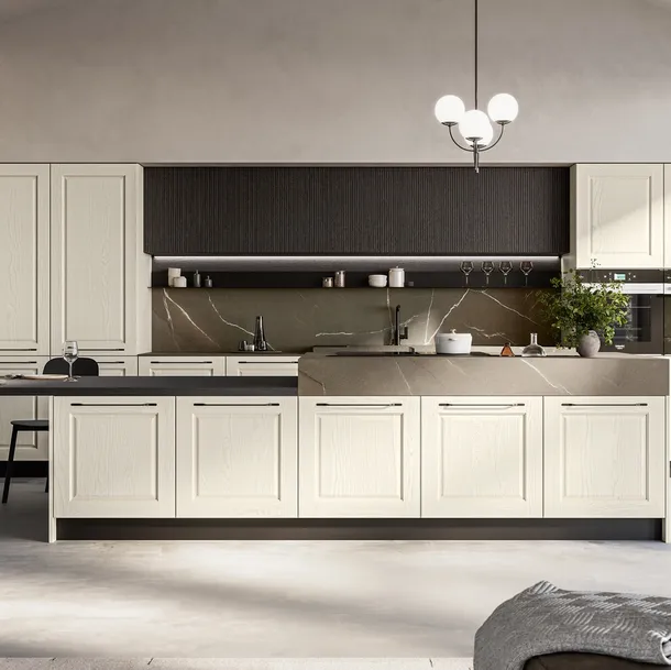 Cucina Classica in frassino bianco con isola Asolo di Arredo3